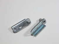 Петля  двери  холодильника